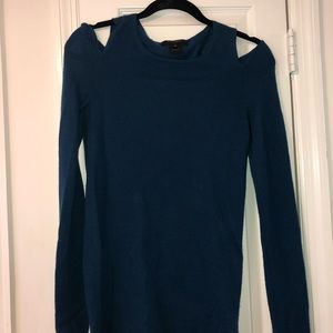 Scoop cashmere cold shoulder knit sweater